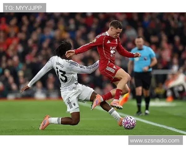 第8轮英超焦点战利物浦主场迎战宿敌曼联激情对决即将上演